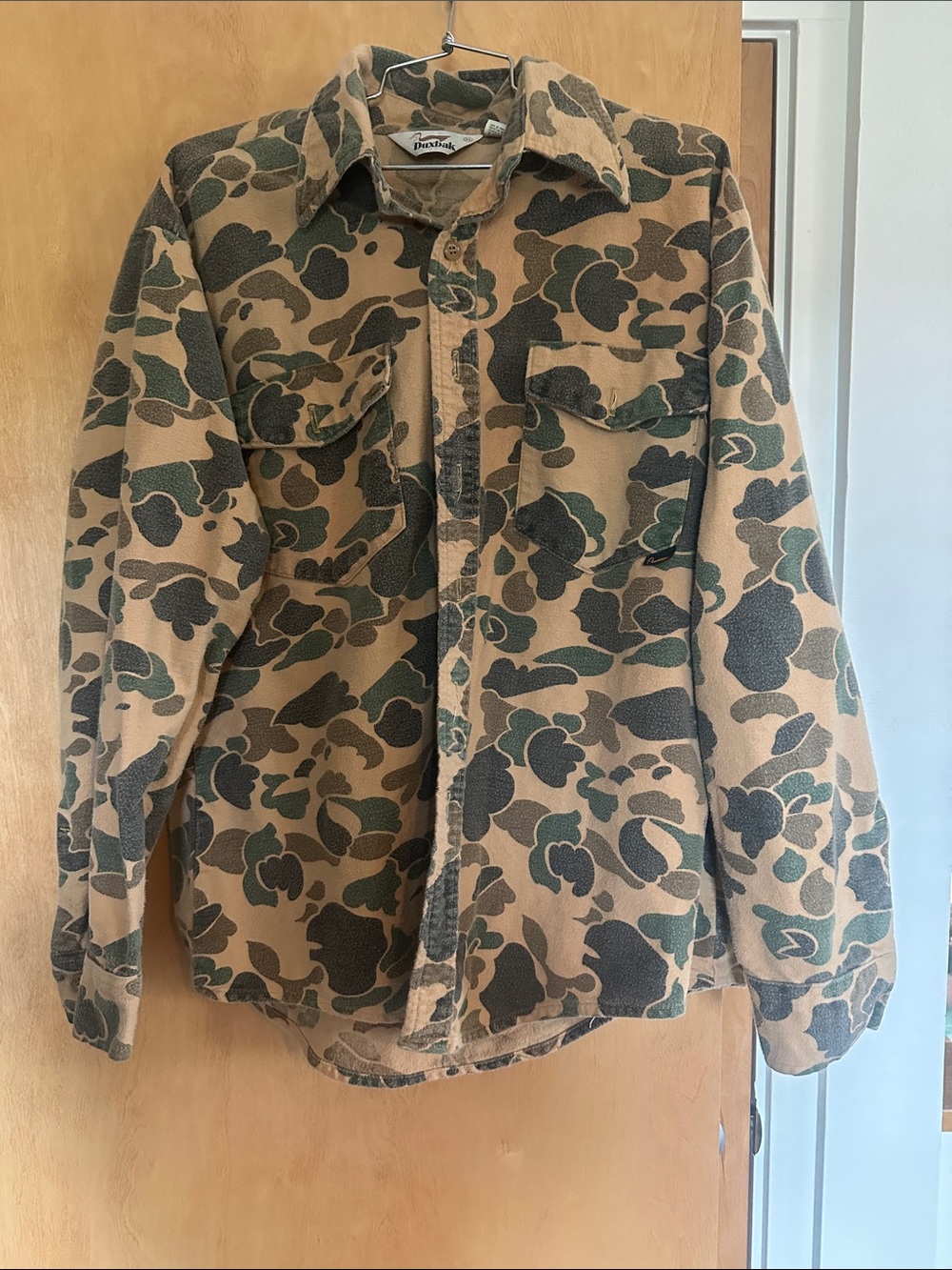 Men's vintage Duxbak Camo Button-Up Shirt Jacket in Tan & Olive
